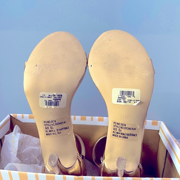 Breckelle’s Rose Gold Metallic Foil Ankle Strap Heels - Picture 8 of 10